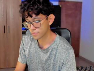 Alan Gonz webcam model stream image