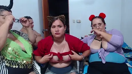 mademooms webcam model stream image