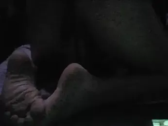 Twoslipperywhenwett webcam model stream image