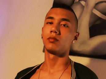 JustynSanshi webcam model stream image