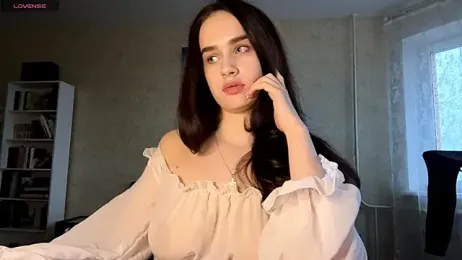 Quiet_luxury webcam model stream image