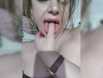 Good-woman webcam model stream image