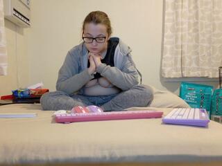 Bambi Bi webcam model stream image