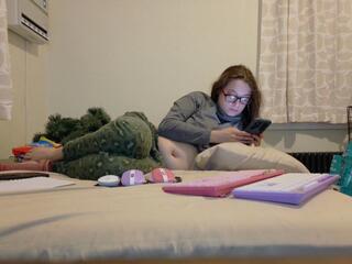 Bambi Bi webcam model stream image