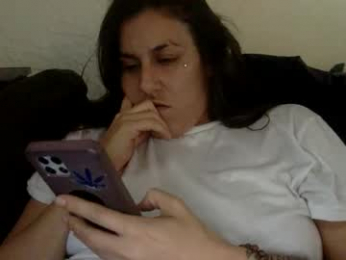 milfsfreaky69 webcam model stream image