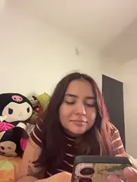 Ema_kraus webcam stripchat model stream image