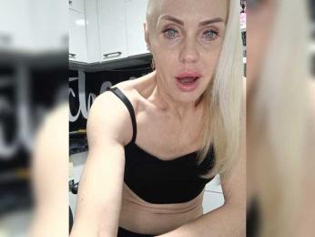 Mazalane webcam model stream image