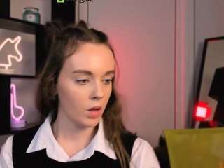 isla-dior webcam model stream image