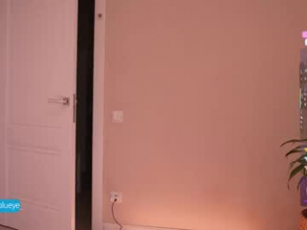 miablueye webcam model stream image