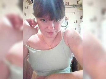 Milashka231 webcam model stream image