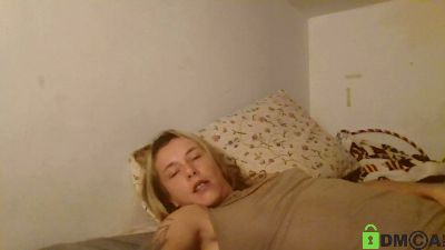 SpacerWoman webcam cam4 model stream image
