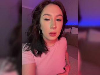 BustyLina webcam model stream image