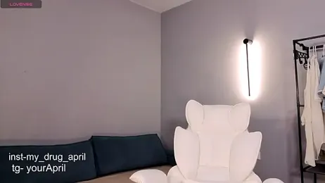 MyApril webcam model stream image