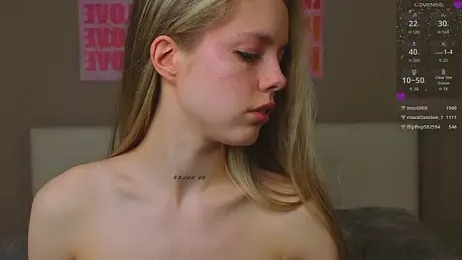 TiffinyMergist webcam model stream image