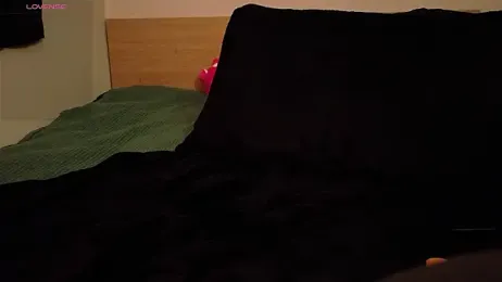 powq05 webcam stripchat model stream image