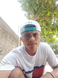 HOTRAINYGOLDEN webcam model stream image