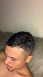 Morenoyboy webcam model stream image