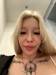 babydolll webcam model stream image