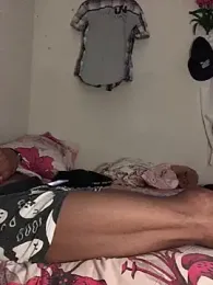 Johnras121 webcam model stream image
