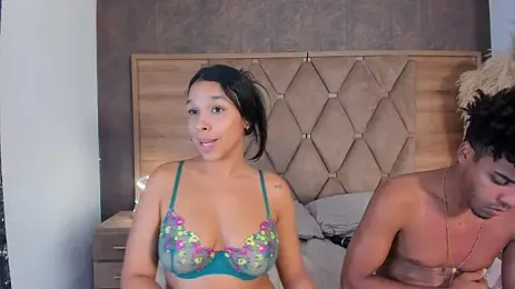 TaylorAndThalia webcam stripchat model stream image