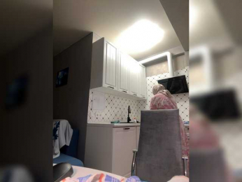 Pink-Lips webcam model stream image