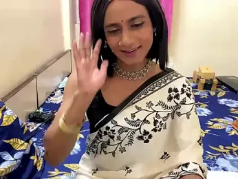 LuvLayla webcam model stream image