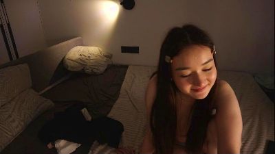 LoisIntveld webcam model stream image
