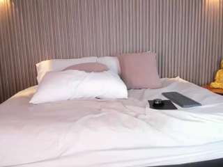 cloeharp webcam model stream image