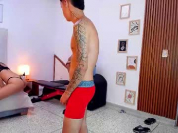 twogirls2boys webcam model stream image