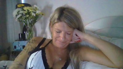 Tattedbadassx webcam model stream image