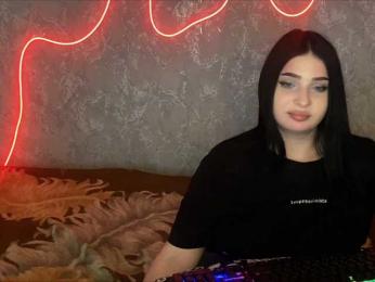 _Lina_ webcam model stream image