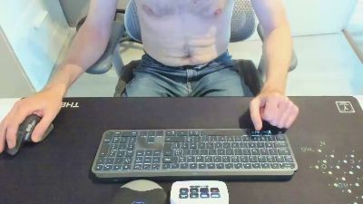 CurieuxDu47 webcam model stream image