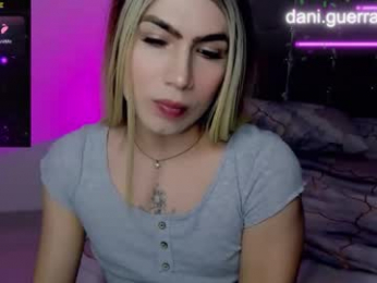 dani_lovet1 webcam model stream image