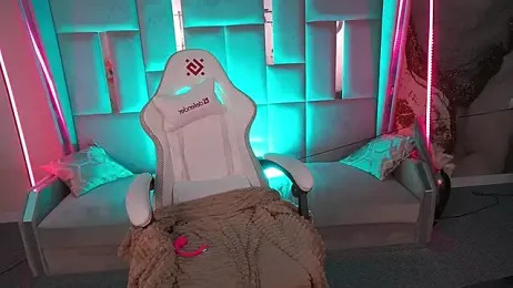 LylaYeess webcam model stream image