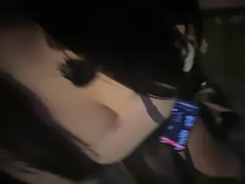 Luna88- webcam model stream image