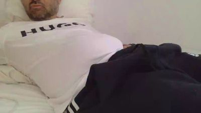 hairyman_981 webcam cam4 model stream image