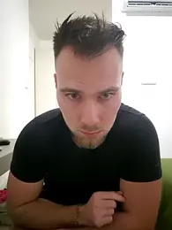 mrlyuis webcam model stream image