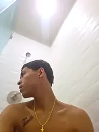 Yoko0381 webcam model stream image