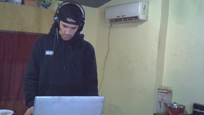 negroide3 webcam model stream image