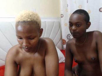 DoubleTroubleXX webcam model stream image