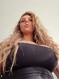 LilyOrion webcam model stream image