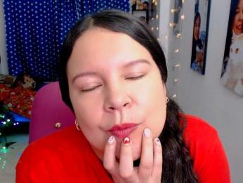 clarie- webcam model stream image