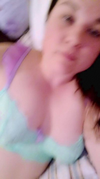 Thickthighs1995 webcam model stream image