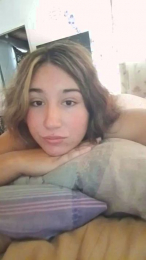 Sofiwein webcam model stream image