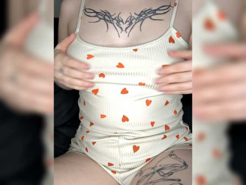 loverka23 webcam model stream image