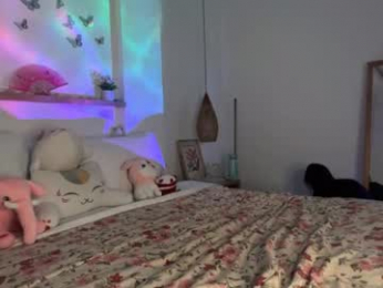 keirasworld webcam model stream image