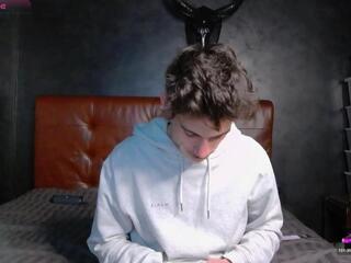 Leon Lovett webcam flirt4free model stream image