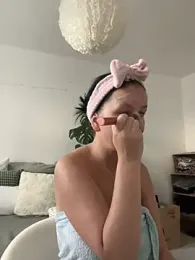 Off__Melonenmandy webcam model stream image