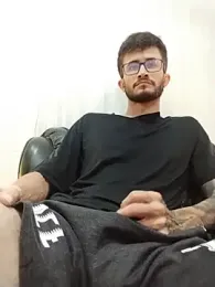 Loggan_donnelly webcam model stream image