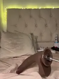 Danicute_ webcam model stream image